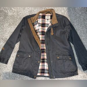 Legendary Whitetails Black Jacket with Brown Collar